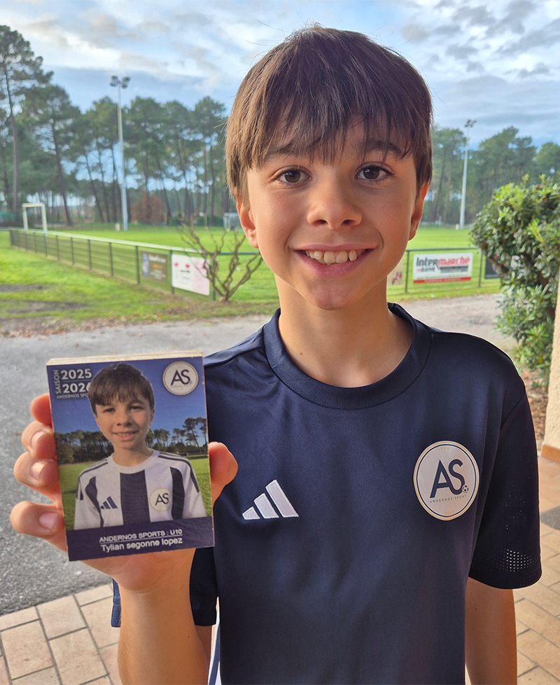 magnet-bois-personnalise-1.webp - photo equipe football a bassin arcachon - andernos