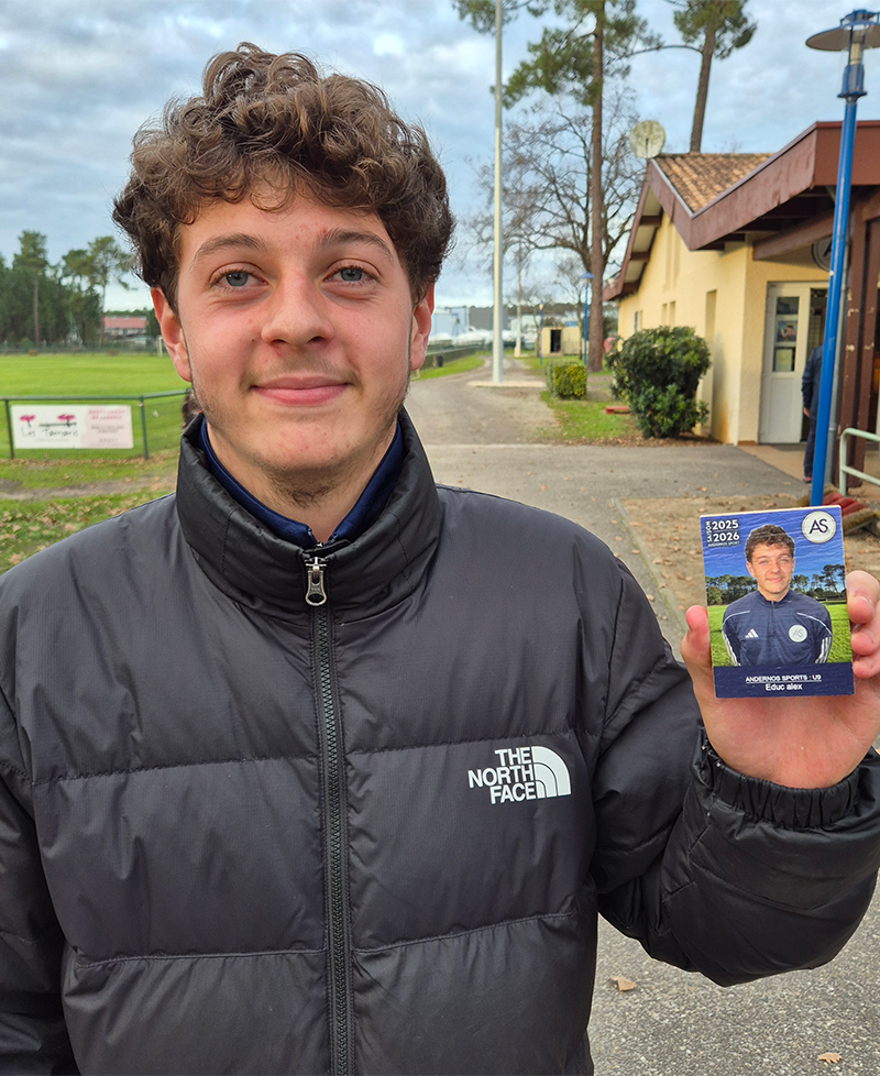 magnet-bois-personnalise-3.webp - photo equipe football a bassin arcachon - andernos