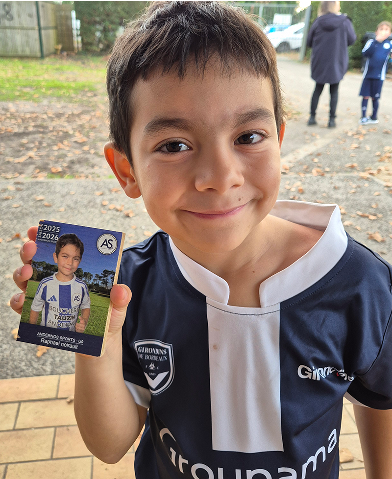 magnet-bois-personnalise-5.webp - photo portrait joueur a gironde